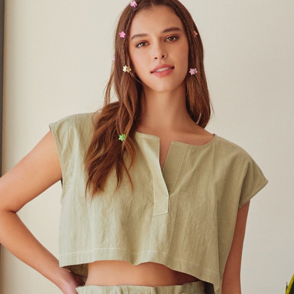 NEW - MS Sage Cropped Stitch Top
